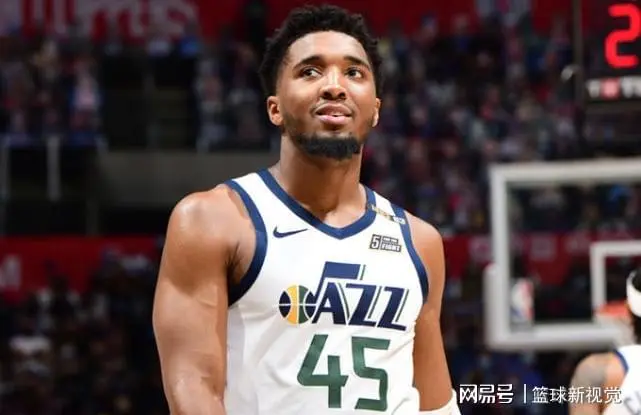 爵士战胜国王，米切尔状态火爆的简单介绍