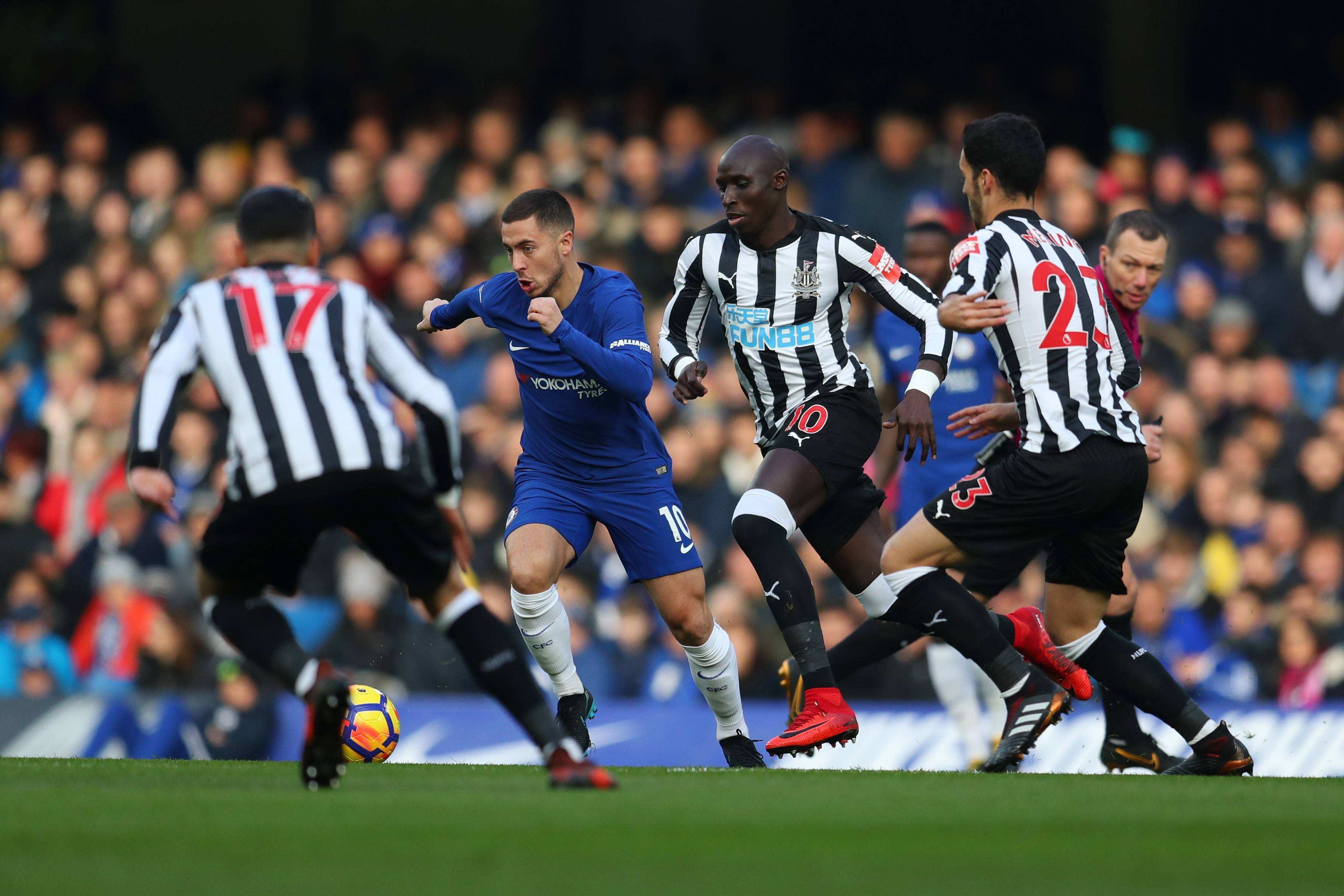 精彩足球比赛高潮迭起,球员技艺淋漓尽致的简单介绍 精彩足球比赛高潮迭起,球员技艺淋漓尽致的简单介绍