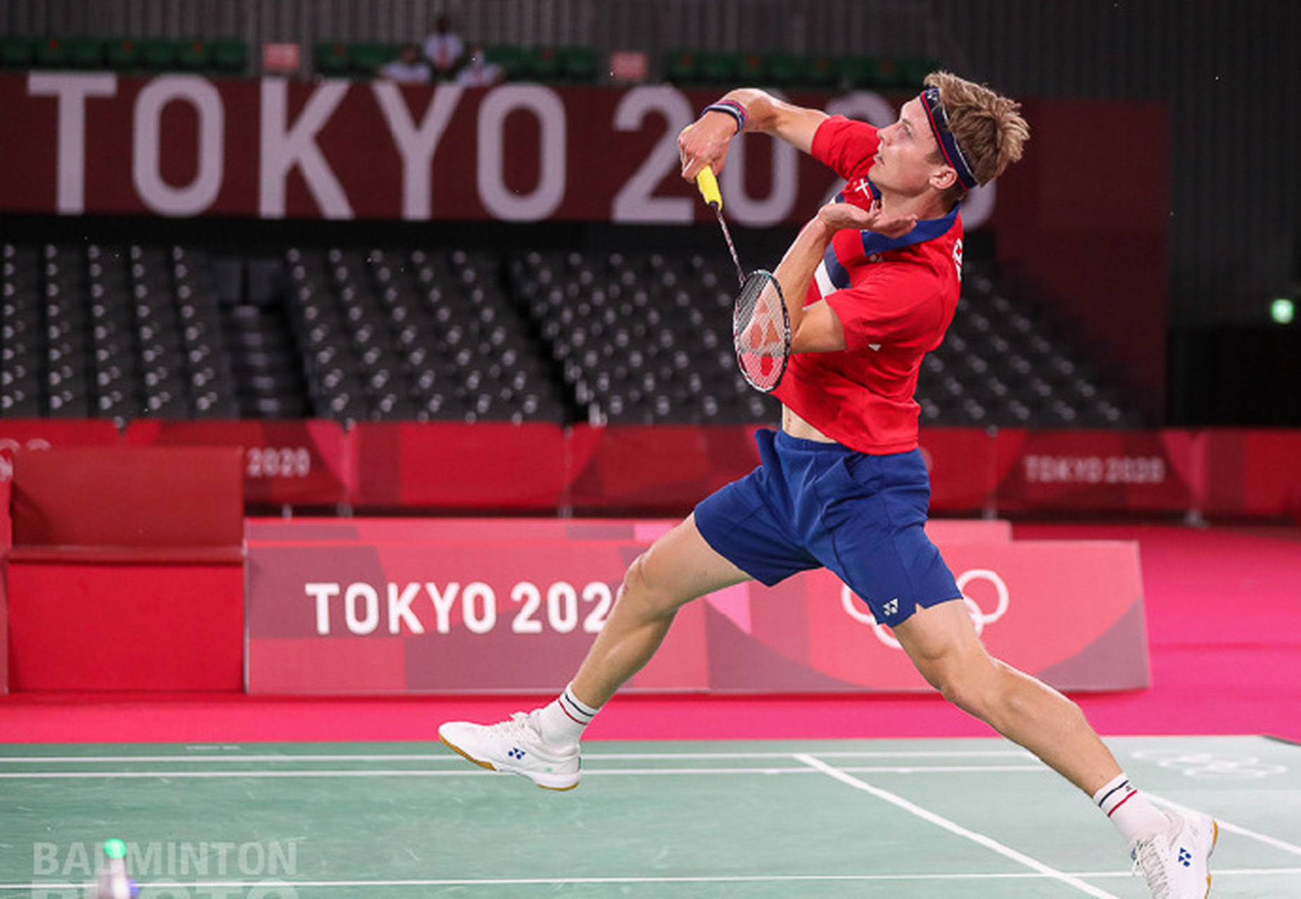 包含印度队横扫丹麦队，安赛龙带队取胜的词条