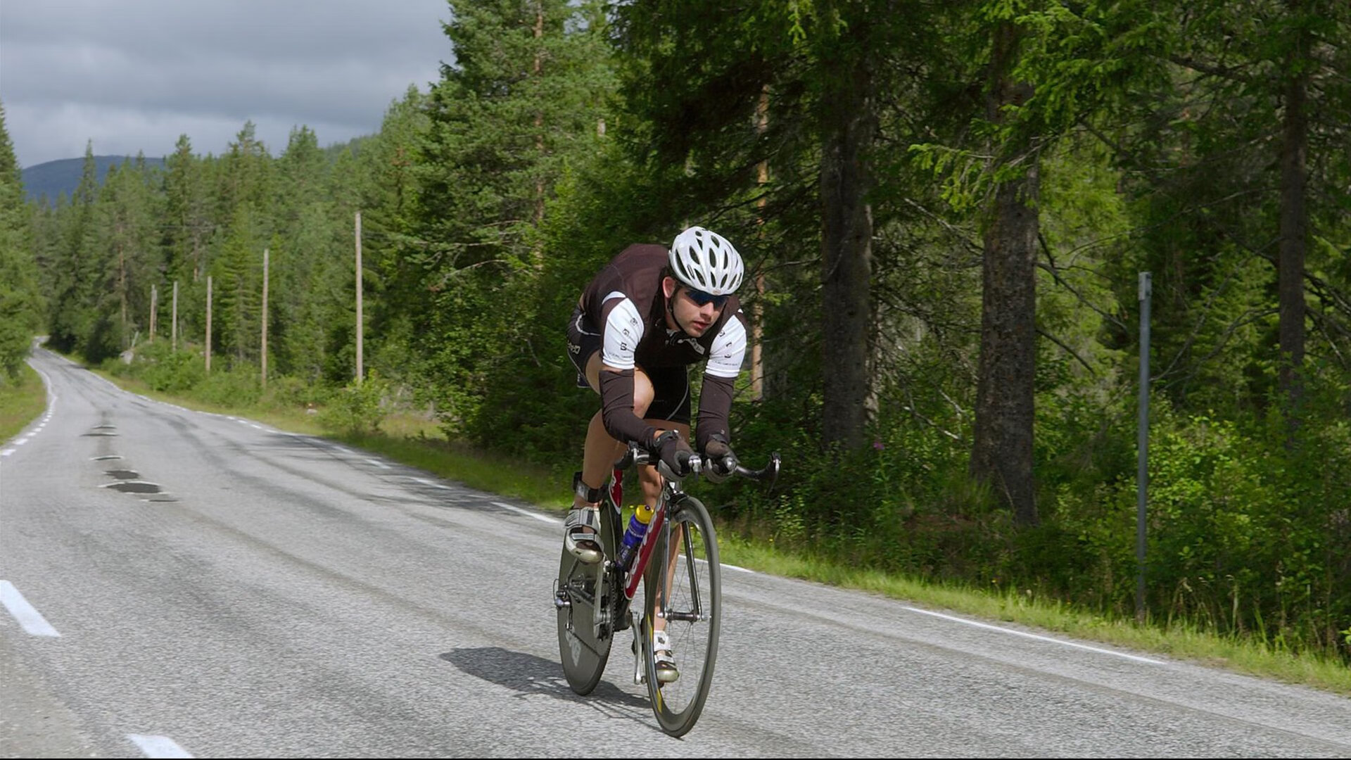 北欧神话续写,芬兰冰封摩纳哥,一场改写欧洲篮球格局的季后赛焦点战