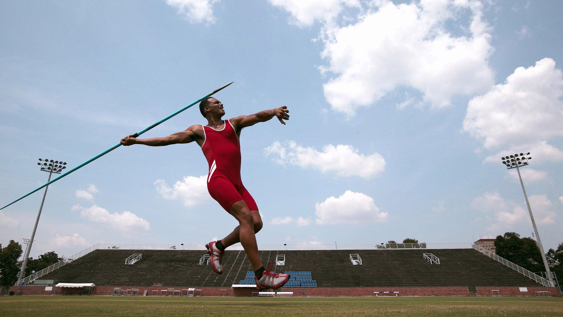 1.暗夜极速，贝恩的街道统治与F1的战术革命