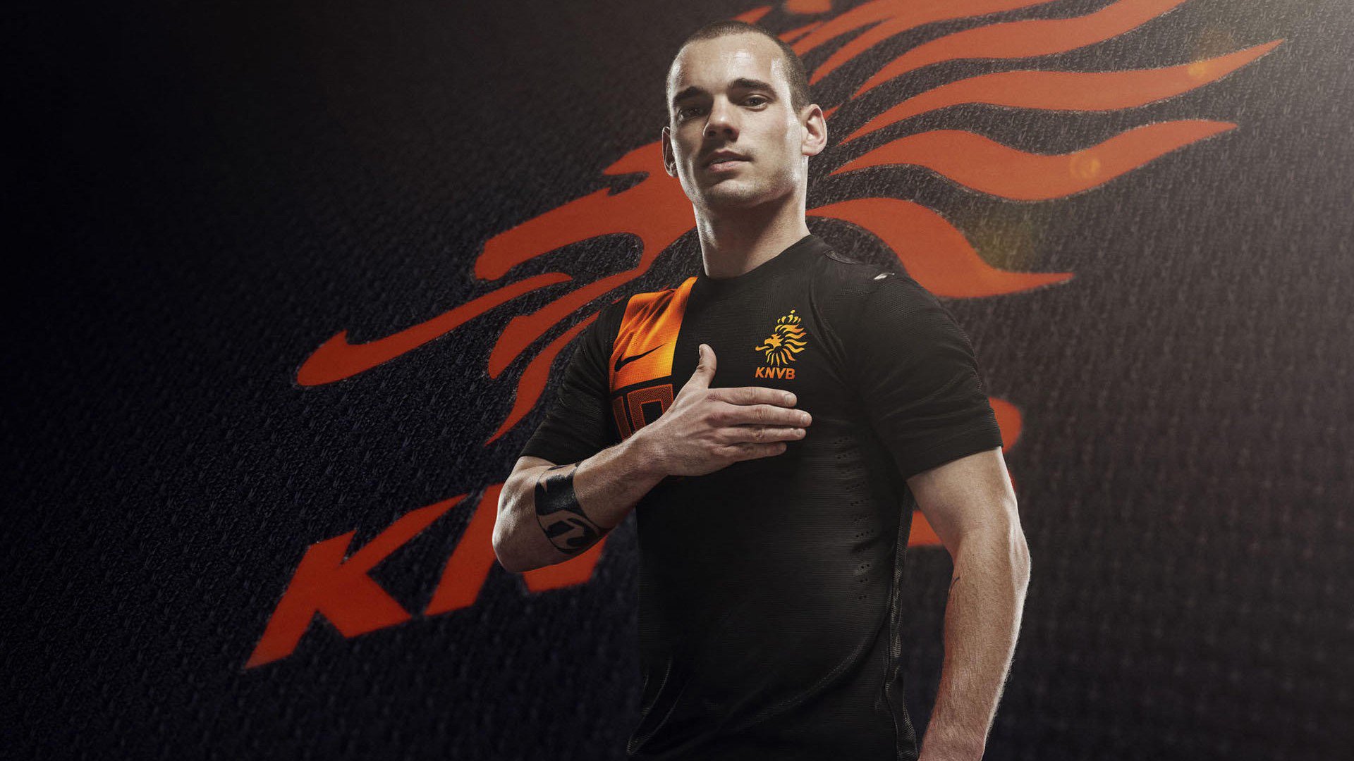 赛道上的王者归来，汉密尔顿率梅赛德斯轻取法拉利，再证传奇实力