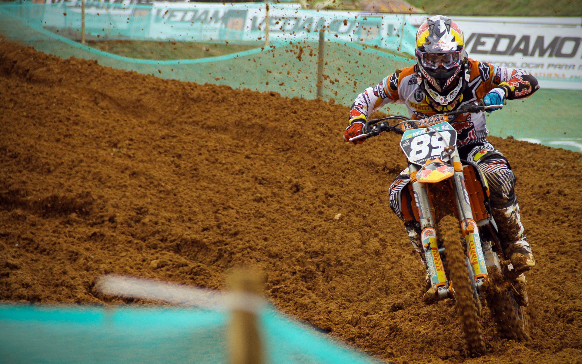 双线奇迹，英格兰绝境逆转韩国，许昕刷新纪录书写乒乓传奇